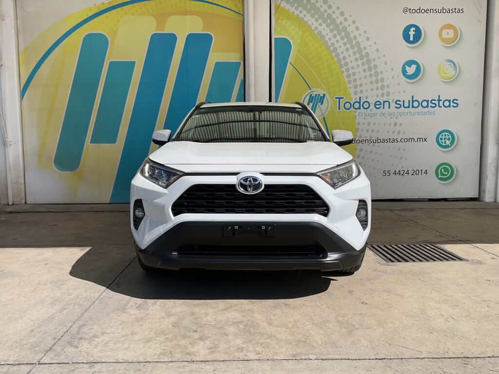Toyota RAV4 2020 5p 2.5 XLE AWD AT 2020 Toyota RAV4 Venta Exteriores 2