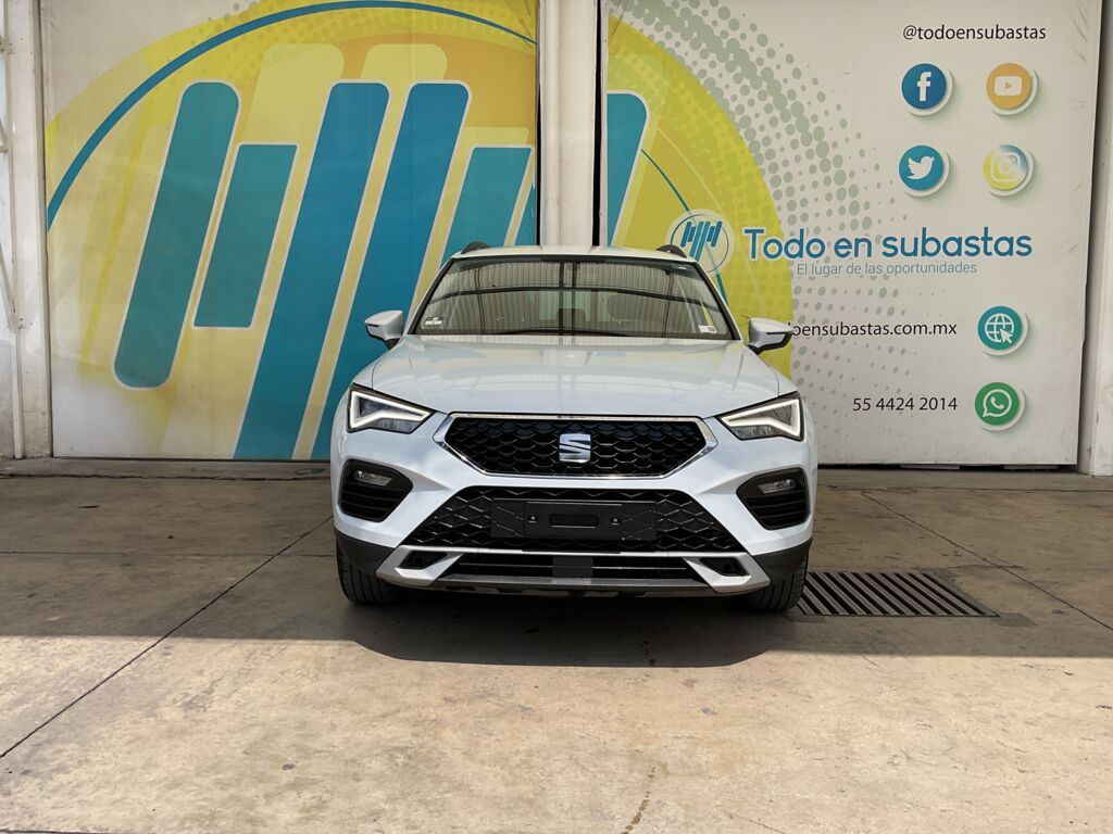 Seat Ateca 2024 5p Style L4/1.4/T Tiptronic 2024 Seat Ateca Venta Exteriores 2