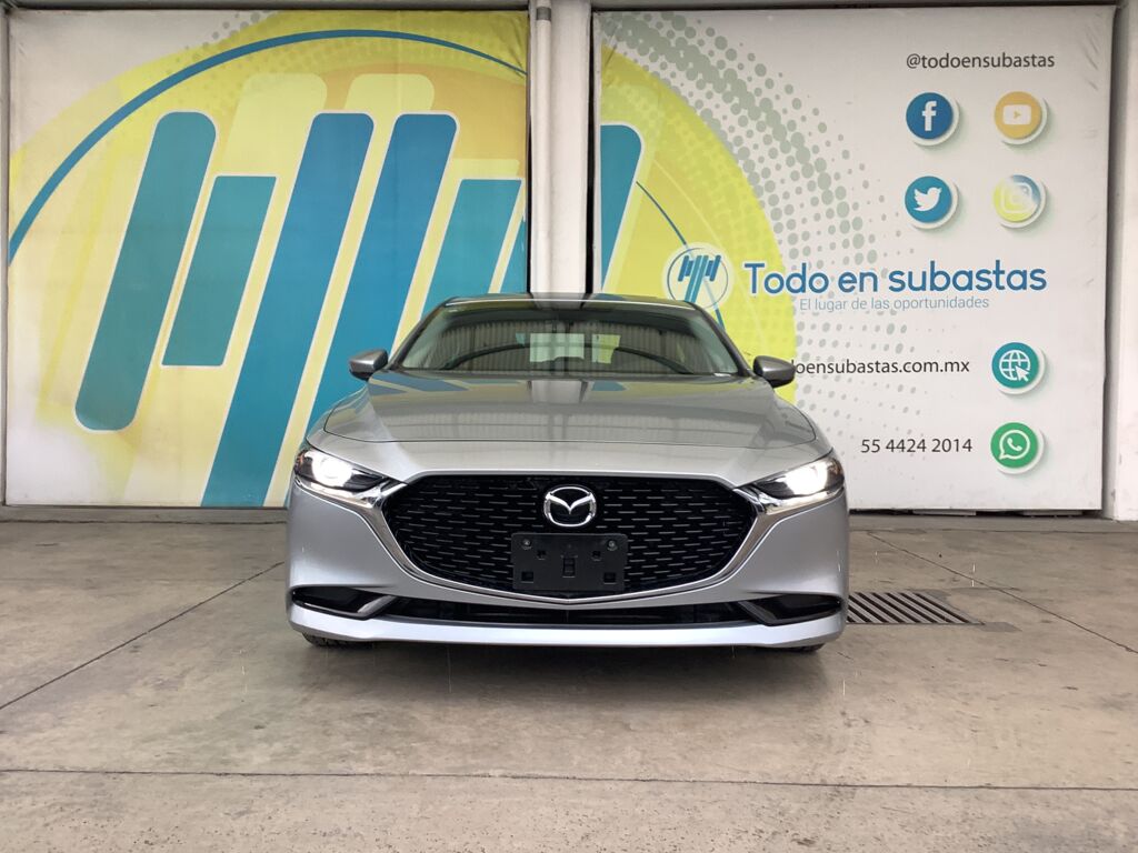 Mazda 3 2021 4p Sedán i Grand Touring L4/2.5 Skyactiv-Drive 2021 Mazda 3 Venta Exteriores 2