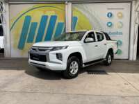 Mitsubishi L200 2021 4p Doble L4/2.5/T Diesel Man 4x4 2021 Mitsubishi L200 Venta Exteriores 1