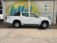 Mitsubishi L200 2021 4p Doble L4/2.5/T Diesel Man 4x4 2021 Mitsubishi L200 Venta Exteriores 4