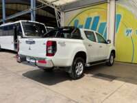 Mitsubishi L200 2021 4p Doble L4/2.5/T Diesel Man 4x4 2021 Mitsubishi L200 Venta Exteriores 5
