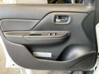 Mitsubishi L200 2021 4p Doble L4/2.5/T Diesel Man 4x4 2021 Mitsubishi L200 Venta Interiores 14