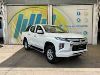 Mitsubishi L200 2021 4p Doble L4/2.5/T Diesel Man 4x4 2021 Mitsubishi L200 Venta Exteriores 3