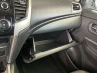 Mitsubishi L200 2021 4p Doble L4/2.5/T Diesel Man 4x4 2021 Mitsubishi L200 Venta Interiores 14