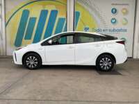 Toyota Prius 2022 5p Base HEV L4/1.8 Aut 2022 Toyota Prius Venta Exteriores 8