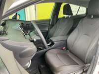 Toyota Prius 2022 5p Base HEV L4/1.8 Aut 2022 Toyota Prius Venta Interiores 18