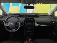 Toyota Prius 2022 5p Base HEV L4/1.8 Aut 2022 Toyota Prius Venta Interiores 4