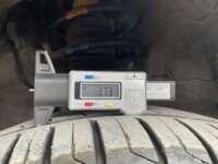 Toyota Prius 2022 5p Base HEV L4/1.8 Aut 2022 Toyota Prius Venta Llantas 12