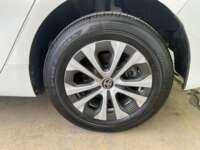 Toyota Prius 2022 5p Base HEV L4/1.8 Aut 2022 Toyota Prius Venta Llantas 4