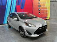 Toyota Prius 2019 5p C Hibrido L4/1.5/Aut 2019 Toyota Prius Venta Exteriores 3