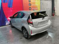 Toyota Prius 2019 5p C Hibrido L4/1.5/Aut 2019 Toyota Prius Venta Exteriores 5