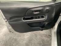 Toyota Prius 2019 5p C Hibrido L4/1.5/Aut 2019 Toyota Prius Venta Interiores 15