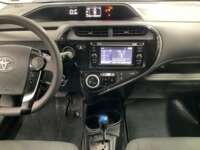 Toyota Prius 2019 5p C Hibrido L4/1.5/Aut 2019 Toyota Prius Venta Interiores 4