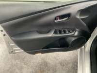 Toyota Prius 2017 5p Base Híbrido L4/1.8 Aut  2017 Toyota Prius Venta Interiores 15