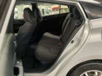 Toyota Prius 2017 5p Base Híbrido L4/1.8 Aut  2017 Toyota Prius Venta Interiores 18