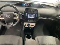 Toyota Prius 2017 5p Base Híbrido L4/1.8 Aut  2017 Toyota Prius Venta Interiores 4