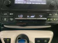 Toyota Prius 2017 5p Base Híbrido L4/1.8 Aut  2017 Toyota Prius Venta Interiores 10