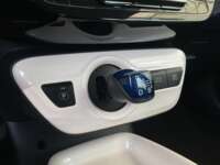 Toyota Prius 2017 5p Base Hibrido L4/1.8 Aut 2017 Toyota Prius Venta Interiores 10