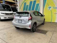 Toyota Prius 2018 5p C Híbrido L4/1.5 Aut 2018 Toyota Prius Venta Exteriores 5