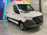 Mercedes-Benz Sprinter 2021 5p 311 Median A/A L4/2.14/TDI Man 2021 Mercedes-Benz Sprinter Venta Exteriores 3