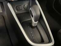 Chevrolet Onix 2023 4p LT L3/1.0/T Aut 2023 Chevrolet Onix Venta Interiores 11