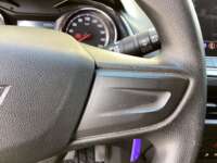 Chevrolet Onix 2021 4p LS L3/1.0/T Aut 2021 Chevrolet Onix Venta Interiores 7