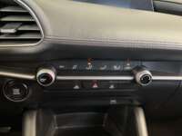 Mazda 3 2021 4p Sedán i L4/2.5 Skyactiv-Drive 2021 Mazda 3 Venta Interiores 11