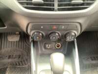 Chevrolet Onix 2024 4p LS L3/1.0/T Aut IMG_2343