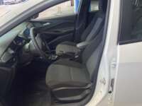 Chevrolet Onix 2024 4p LS L3/1.0/T Aut IMG_2339