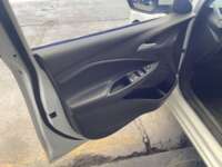 Chevrolet Onix 2024 4p LS L3/1.0/T Aut IMG_2338