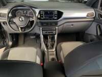 Volkswagen T-Cross 2021 5p Comfortline L4/1.6 Aut 2021 Volkswagen T-Cross Venta Interiores 4