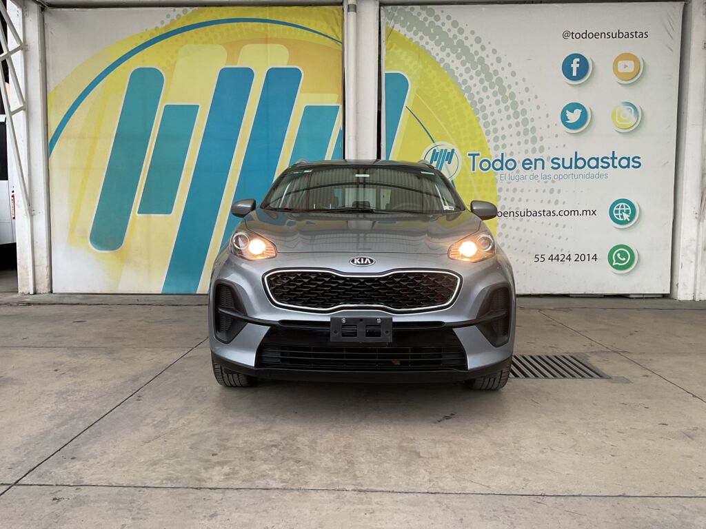 Kia Sportage 2021 5p LX L4/2.0 Aut    2021 Kia Sportage Venta Exteriores 2