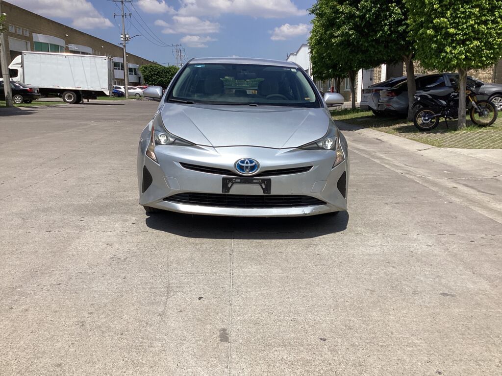 Toyota Prius 2017 5p Base Hibrido L4/1.8 Aut 2017 Toyota Prius Venta Exteriores 2