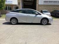 Toyota Prius 2017 5p Base Hibrido L4/1.8 Aut 2017 Toyota Prius Venta Exteriores 4