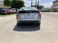 Toyota Prius 2017 5p Base Hibrido L4/1.8 Aut 2017 Toyota Prius Venta Exteriores 6