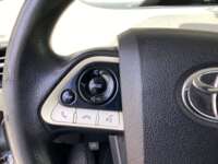 Toyota Prius 2017 5p Base Hibrido L4/1.8 Aut 2017 Toyota Prius Venta Interiores 8