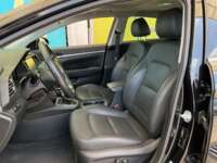 Hyundai Elantra 2020 4p Limited Tech Navi L4/2.0 Aut   2020 Hyundai Elantra Venta Interiores 21