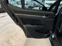 Hyundai Elantra 2020 4p Limited Tech Navi L4/2.0 Aut   2020 Hyundai Elantra Venta Interiores 22