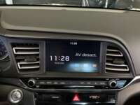 Hyundai Elantra 2020 4p Limited Tech Navi L4/2.0 Aut   2020 Hyundai Elantra Venta Interiores 8