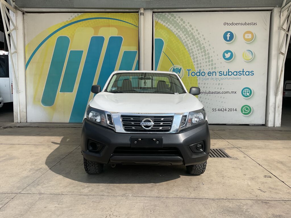 Nissan NP300 Pick Up 2020 2p L4/2.4 Man D/H A/A 2020 Nissan NP300 Pick Up Venta Exteriores 2
