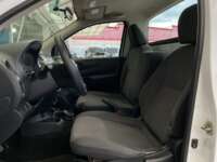 Nissan NP300 Pick Up 2020 2p L4/2.4 Man D/H A/A 2020 Nissan NP300 Pick Up Venta Interiores 15