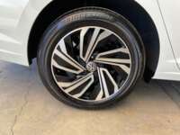 Volkswagen Jetta 2021 4p Highline L4/1.4/T Tiptronic 2021 Volkswagen Jetta Venta Llantas 7