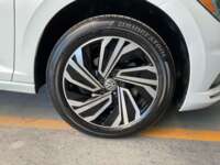 Volkswagen Jetta 2021 4p Highline L4/1.4/T Tiptronic 2021 Volkswagen Jetta Venta Llantas 10