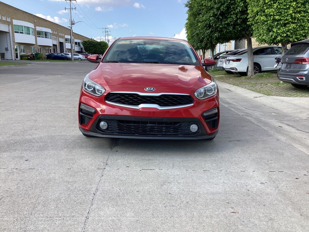 Kia Forte 2021 4p GT Line L4/2.0 IVT 2021 Kia Forte Venta Exteriores 2