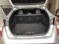 Toyota Prius 2017 5p Base Híbrido L4/1.8 Aut  2017 Toyota Prius Venta Cajuela 1