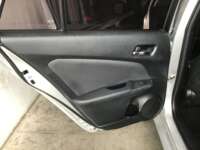 Toyota Prius 2017 5p Base Híbrido L4/1.8 Aut  2017 Toyota Prius Venta Interiores 22