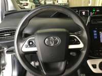 Toyota Prius 2017 5p Base Híbrido L4/1.8 Aut  2017 Toyota Prius Venta Interiores 8