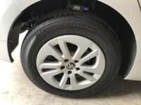 Toyota Prius 2017 5p Base Híbrido L4/1.8 Aut  2017 Toyota Prius Venta Llantas 4