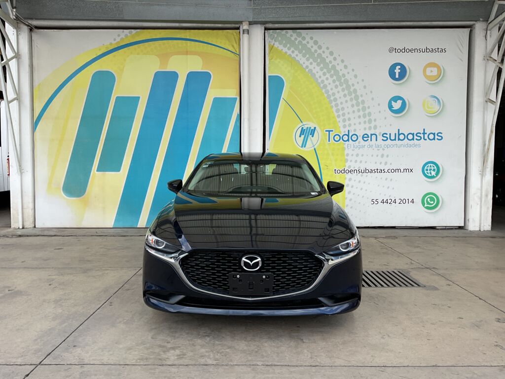 Mazda 3 2021 4p Sedán i Grand Touring L4/2.5 Skyactiv-Drive 2021 Mazda 3 Venta Exteriores 2